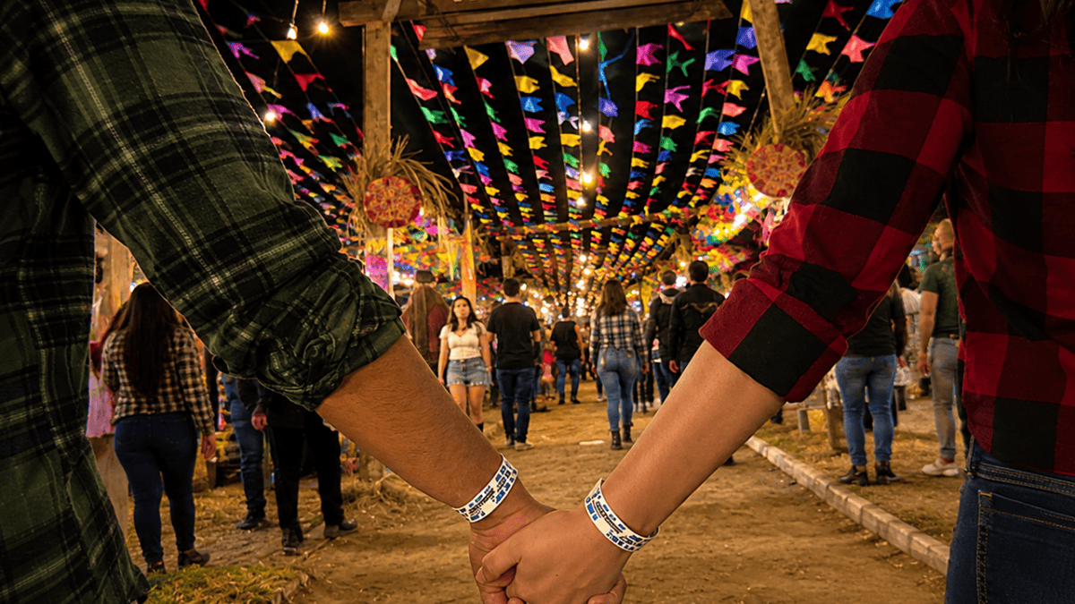 Pulseiras para eventos no São João: organize arraiais, shows e camarotes sem tumulto | MicroRAR